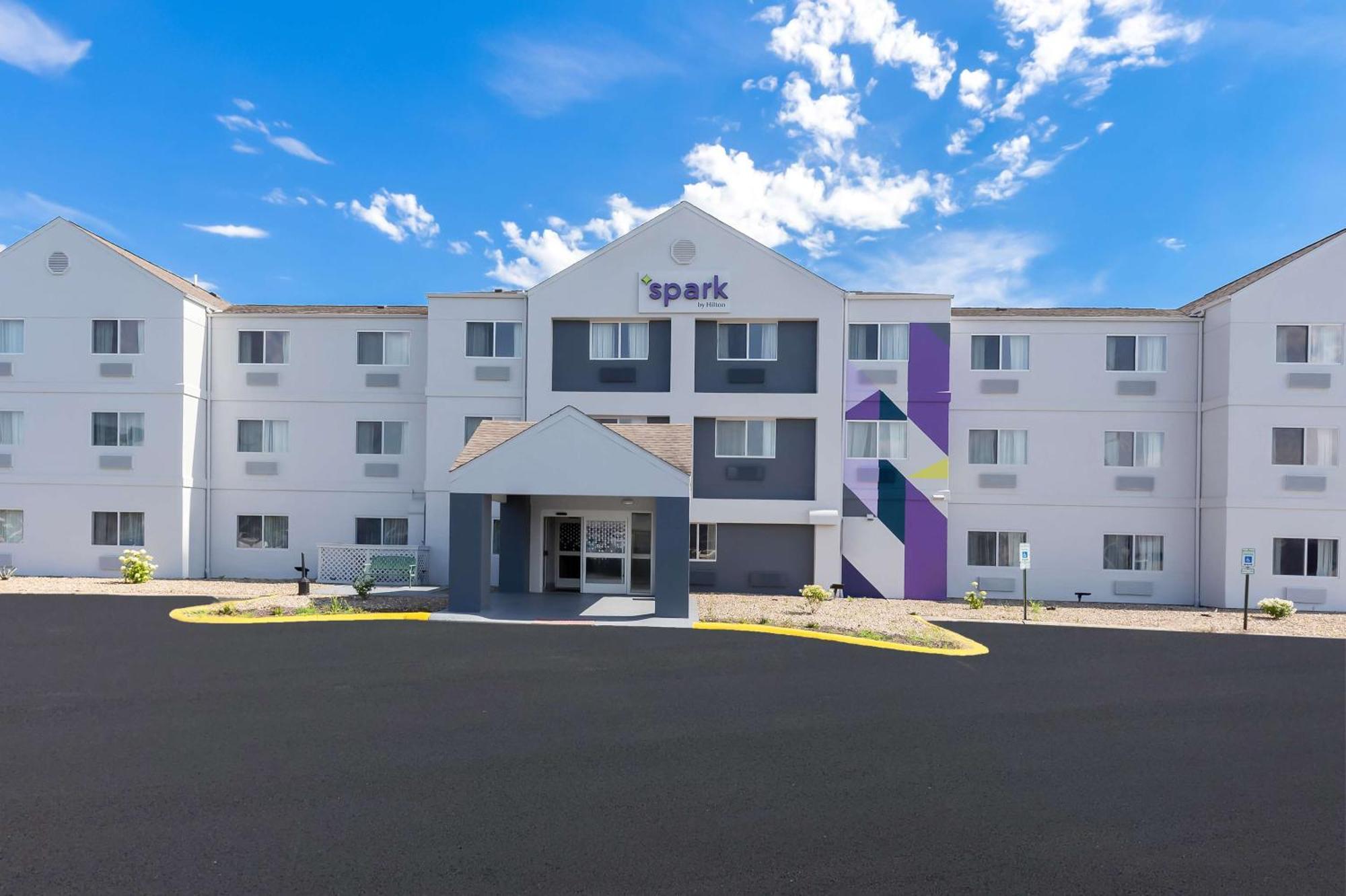 Spark By Hilton Springfield Southwest Exterior foto